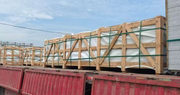 云南 芝麻白花岗岩地铺石出口专车-泰国游