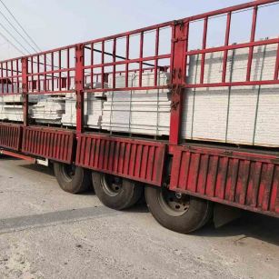 云南 白麻荔枝面外墙干挂，工厂装车日常