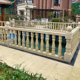 云南黄金麻花岗岩石材栏杆，扶手，将军柱，花瓶柱