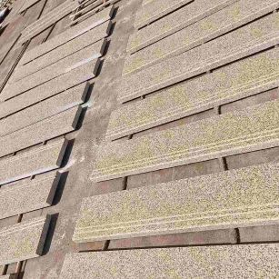 云南 黄金麻花岗岩光面楼梯踏步