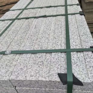 云南 白麻花岗岩直行盲道石，盲条，地铺石