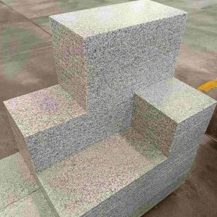 云南 白麻花岗岩荔枝面地铺石