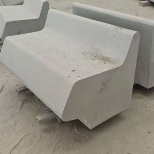 云南 芝麻白花岗岩异形坐凳，石凳