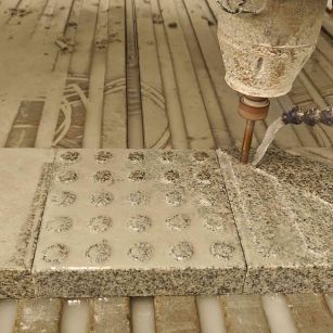 云南 芝麻白花岗岩石材盲人石、盲道石、盲点石