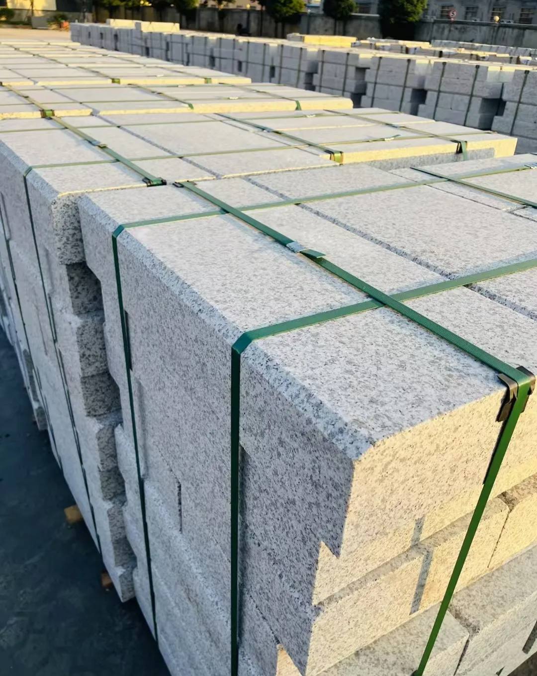 云南 白麻花岗岩路沿石，马路牙子，路缘石，平石，立缘石等