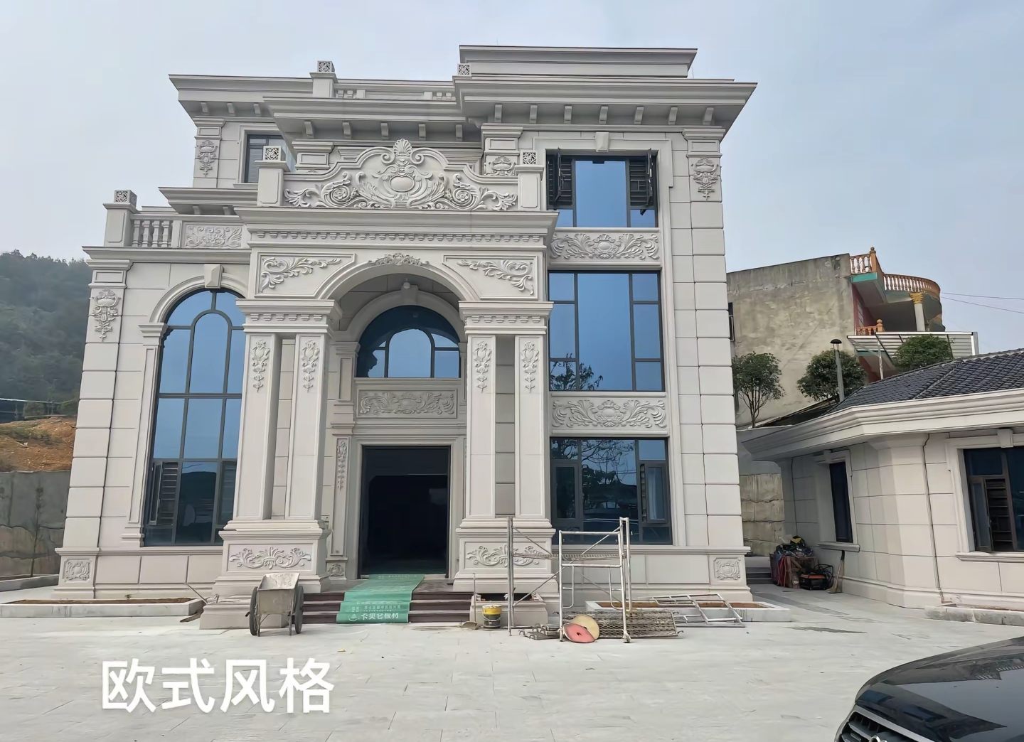 云南 白麻花岗岩别墅外墙干挂