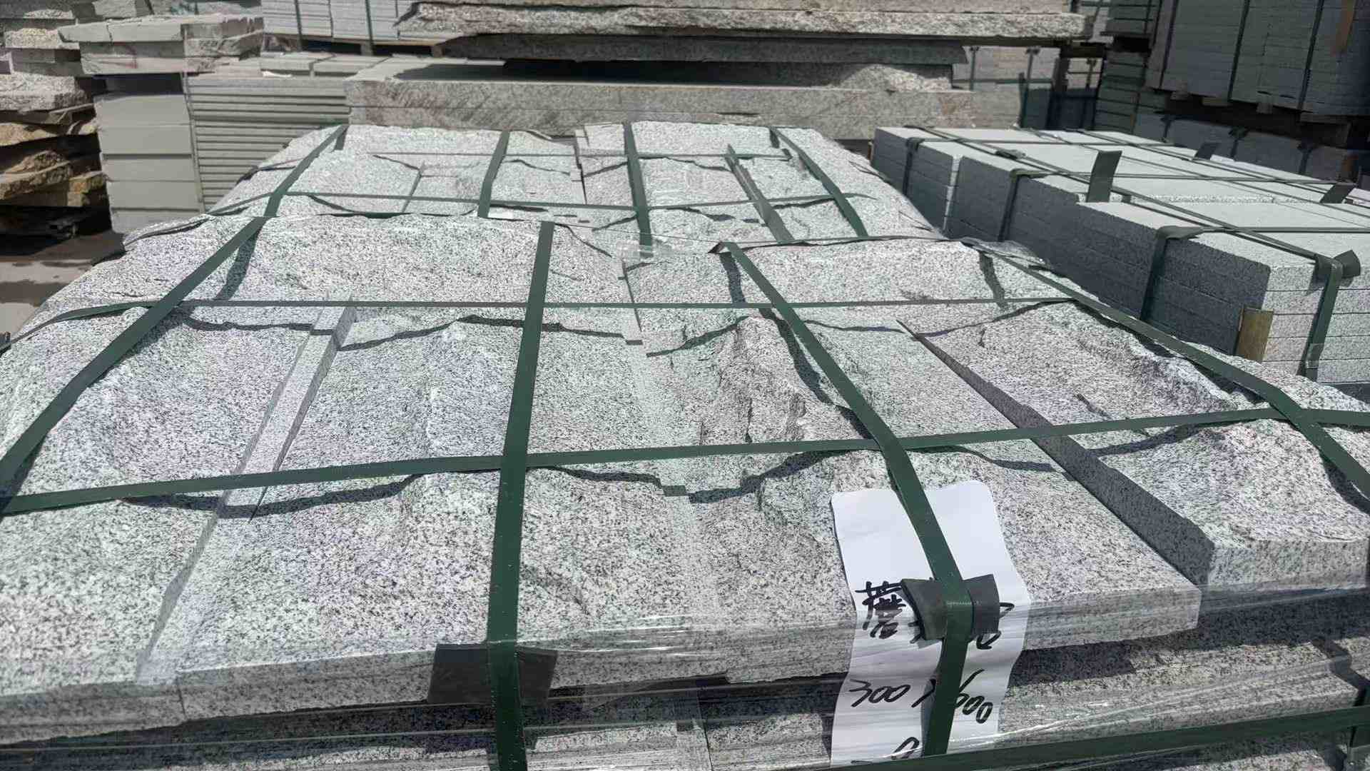 云南 芝麻白蘑菇石成品