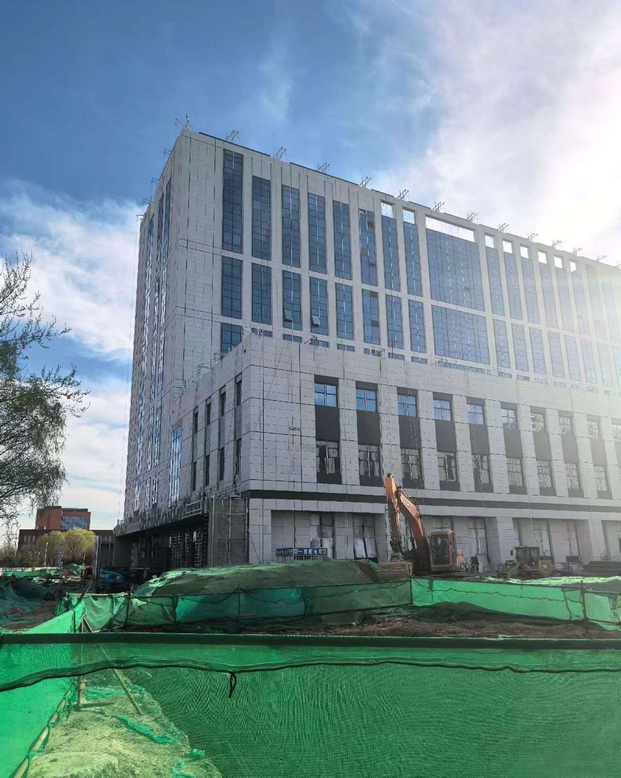 云南 白麻花岗岩石材外墙干挂