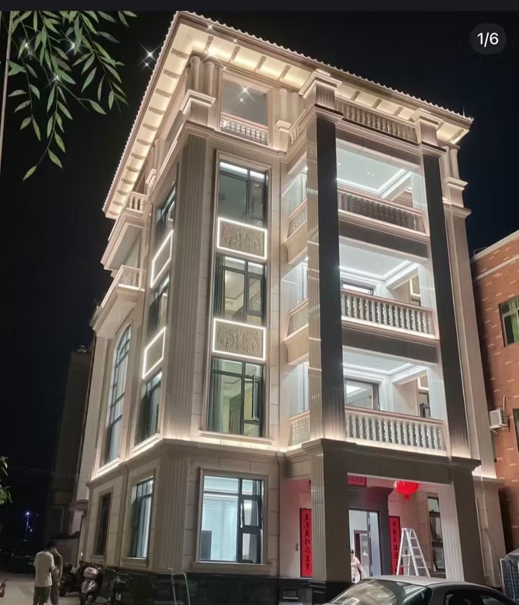 云南 芝麻白花岗岩别墅外墙夜间效果