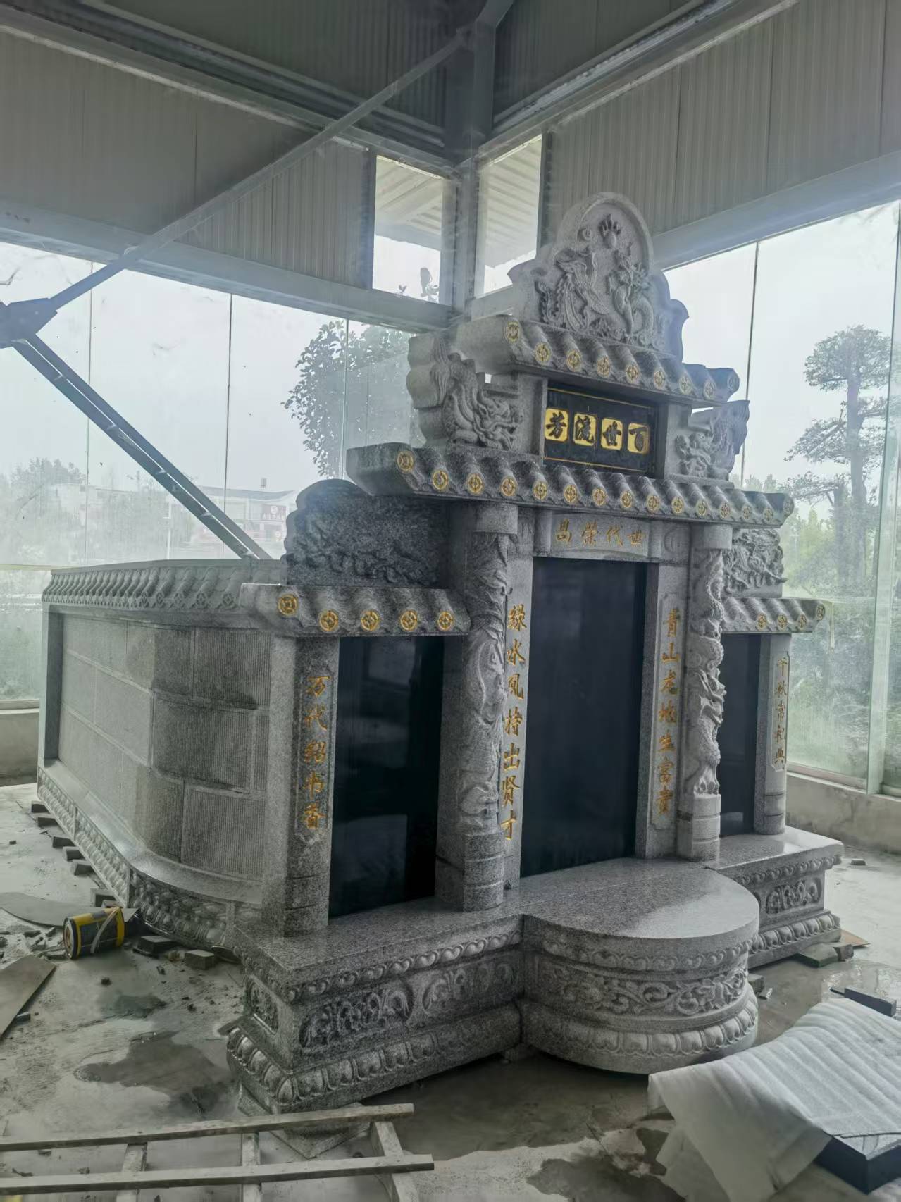 云南 芝麻白墓碑效果展示图