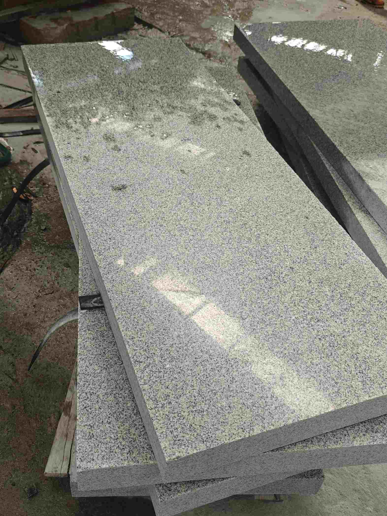 云南 芝麻白栏杆料半成品