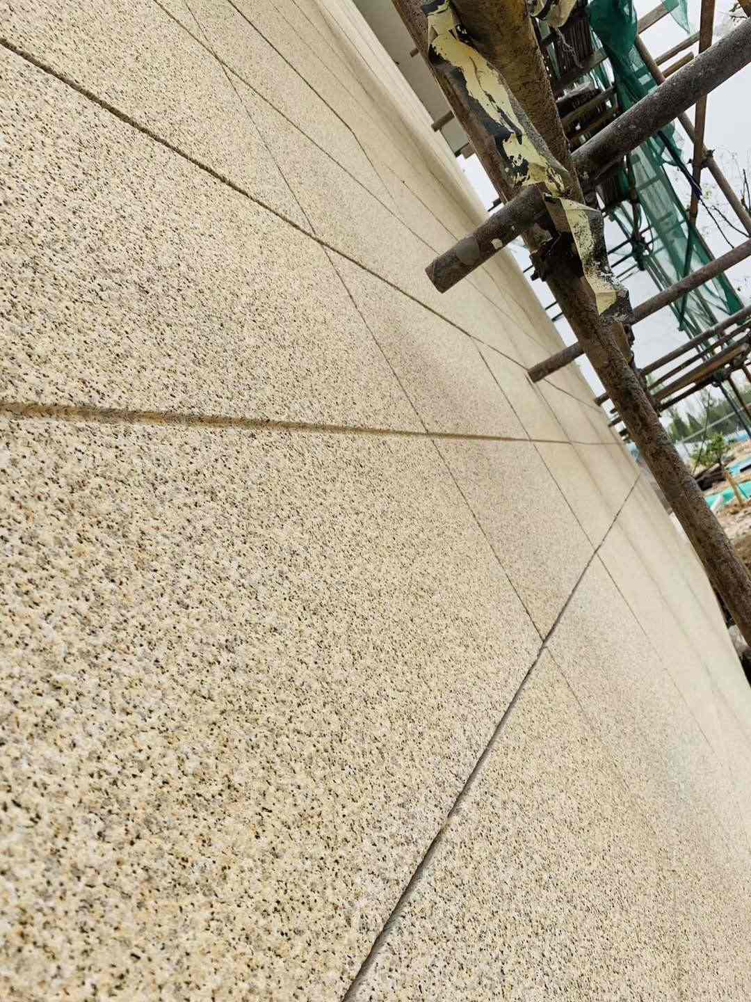 云南 黄金麻花岗岩荔枝面外墙干挂石材效果示例