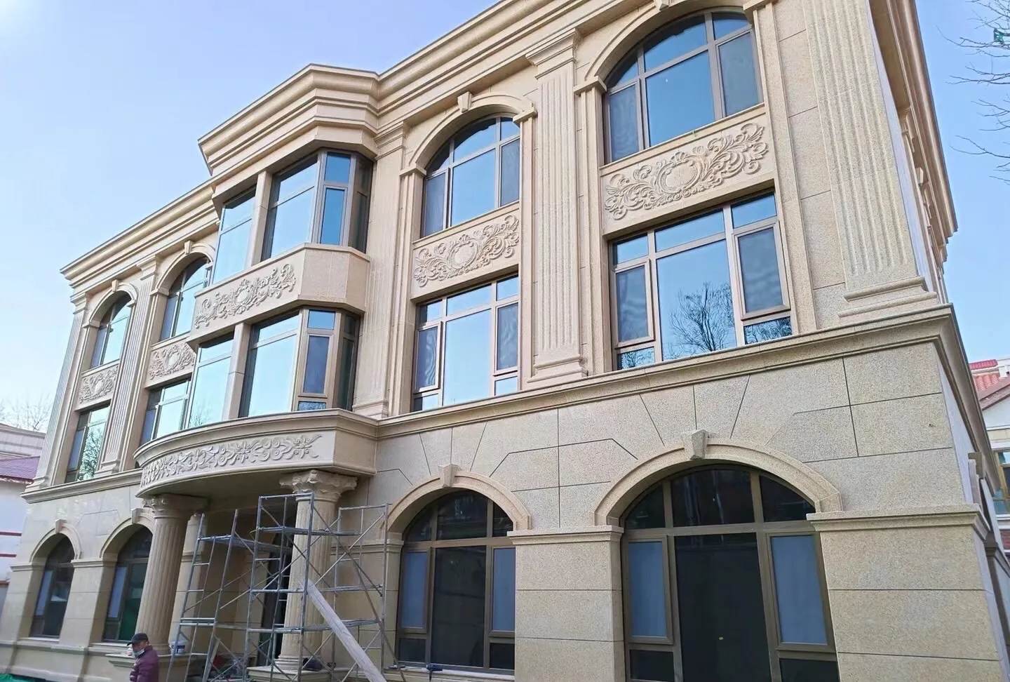 云南 黄金麻花岗岩别墅外墙干挂